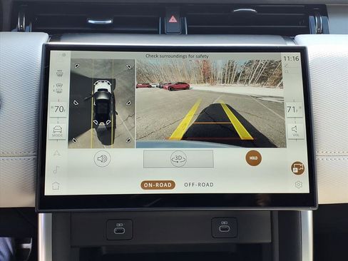 New 2026 Land Rover Discovery Sport Landmark image 14