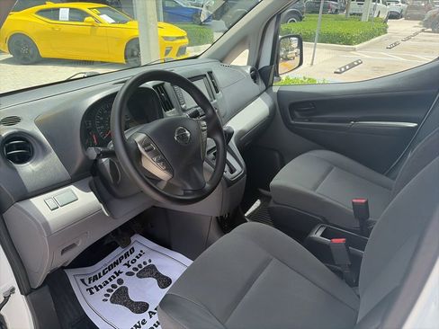 Used 2021 Nissan NV200 S FWD image 6