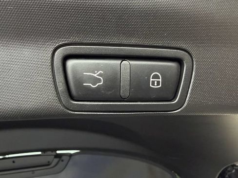 Used 2019 Alfa Romeo Stelvio RWD image 29