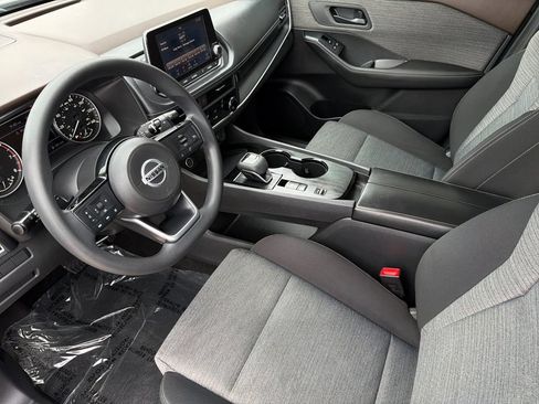 Used 2021 Nissan Rogue S FWD image 9
