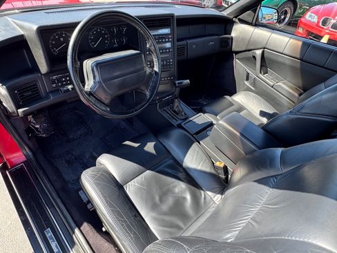 Used 1993 Cadillac Allante FWD image 3