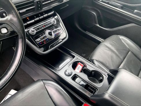 Used 2022 Lincoln Corsair AWD w/ Premium Package image 20