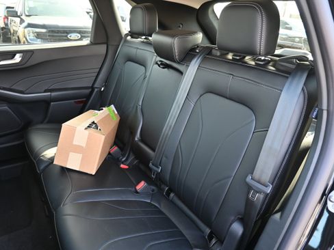 New 2026 Ford Escape SE w/ PHEV Premium Package image 34