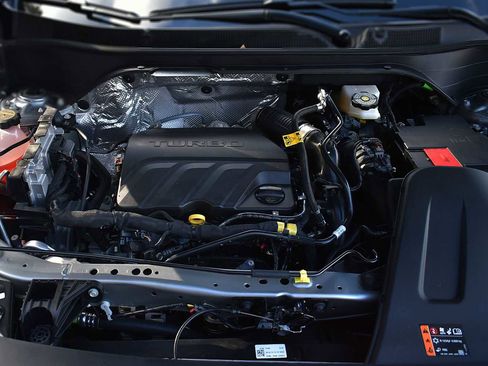 New 2026 Chevrolet Trax RS w/ Sunroof Package image 26