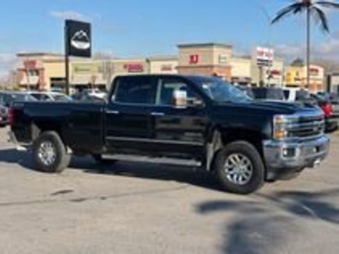 Used 2019 Chevrolet Silverado 3500 LTZ w/ Duramax Plus Package image 20