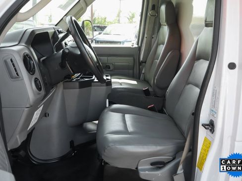 Used 2018 Ford E-350 and Econoline 350 Super Duty image 17