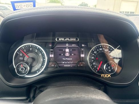 Used 2021 RAM 1500 Laramie w/ Sport Appearance Package AWD/4WD image 15