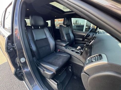 Used 2020 Jeep Grand Cherokee Laredo w/ Quick Order Package 2BN North image 11