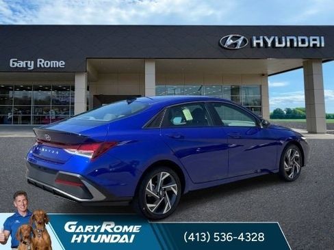 Certified 2025 Hyundai Elantra Sport FWD image 8
