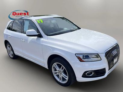 Used 2017 Audi Q5 2.0T Premium Plus w/ Technology Package