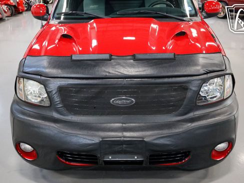 Used 2003 Ford F150 Lightning image 5