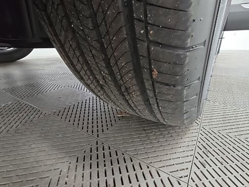 New 2025 Honda Pilot Touring image 49