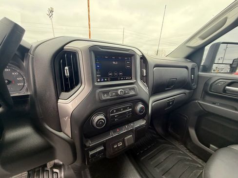 Used 2021 Chevrolet Silverado 2500 W/T w/ WT Convenience Package image 12