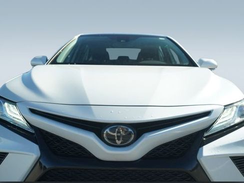 Used 2020 Toyota Camry XSE image 36