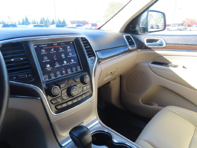 Used 2018 Jeep Grand Cherokee Limited w/ Trailer Tow Group IV AWD/4WD image 35