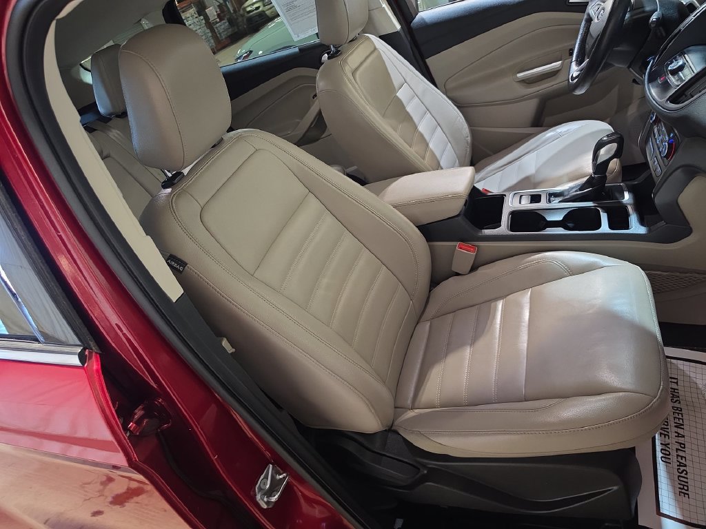 Used 2018 Ford Escape SEL FWD image 24