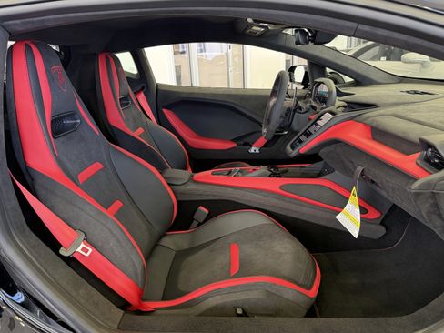 Used 2026 Lamborghini Temerario AWD/4WD image 12
