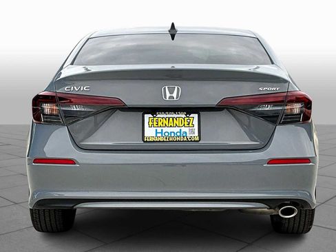 Used 2025 Honda Civic Sport image 4