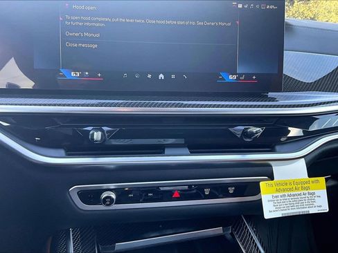 New 2026 BMW X7 M60i image 17