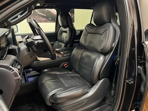 Used 2022 Lincoln Navigator L Reserve image 33