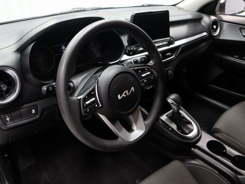 Used 2023 Kia Forte LXS image 24