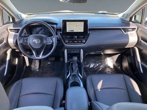 Certified 2024 Toyota Corolla Cross XLE w/ Convenience Package image 10