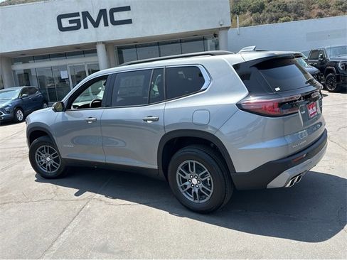 New 2025 GMC Acadia Elevation image 3