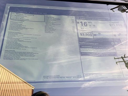 New 2026 Land Rover Defender 110 X-Dynamic SE image 18