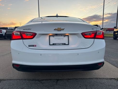 Used 2024 Chevrolet Malibu LT image 4