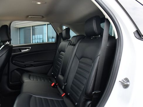 Used 2024 Ford Edge SEL w/ Convenience Package image 20