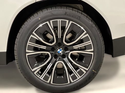 Used 2026 BMW X3 xDrive30i w/ Convenience Package AWD/4WD image 13