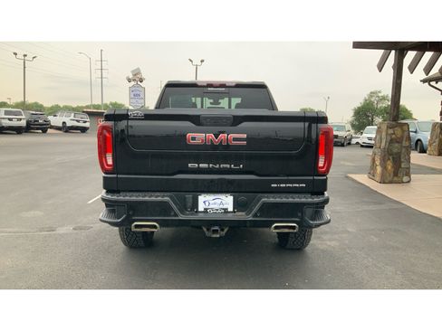 Used 2022 GMC Sierra 1500 Denali w/ Denali Reserve Package AWD/4WD image 7