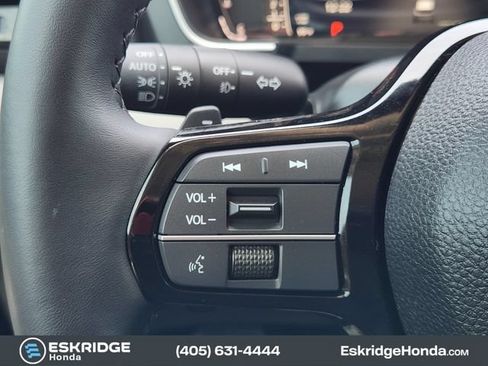 Used 2025 Honda Pilot Elite image 30