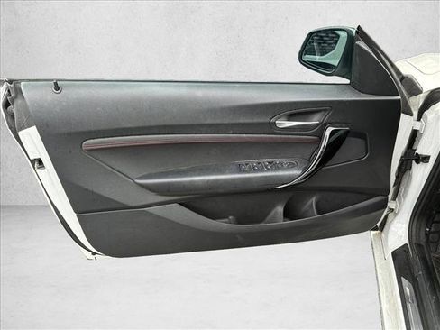 Used 2020 BMW 230i xDrive Convertible w/ Premium Package AWD/4WD image 14