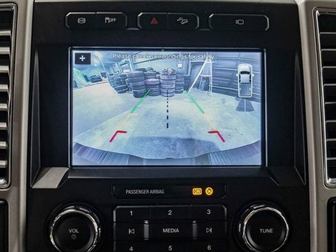 Used 2017 Ford F250 Lariat w/ Chrome Package image 20