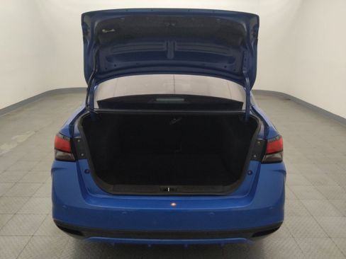 Used 2020 Nissan Versa SV FWD image 29
