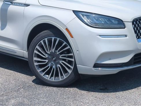 Used 2020 Lincoln Corsair Reserve FWD image 2