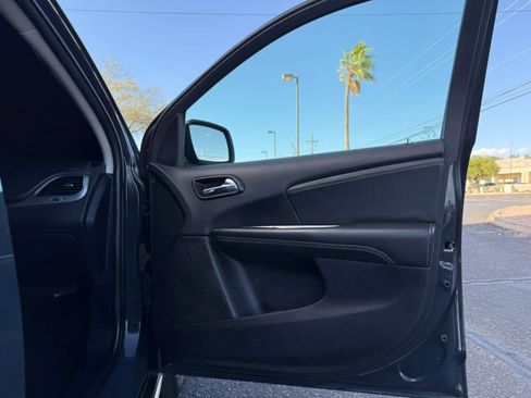 Used 2017 Dodge Journey Crossroad image 33