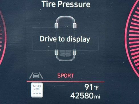 Used 2025 Hyundai Kona SEL FWD image 14
