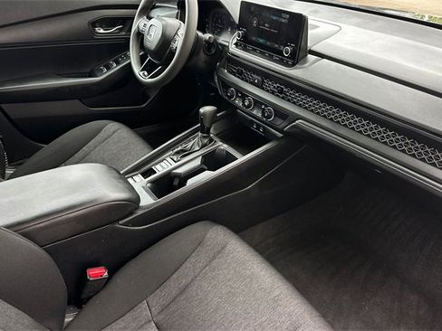 Certified 2023 Honda Accord LX image 17