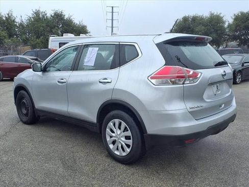 Used 2015 Nissan Rogue S AWD/4WD image 8