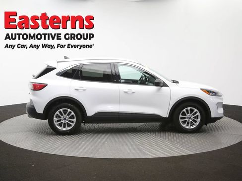 Used 2022 Ford Escape SE FWD image 44