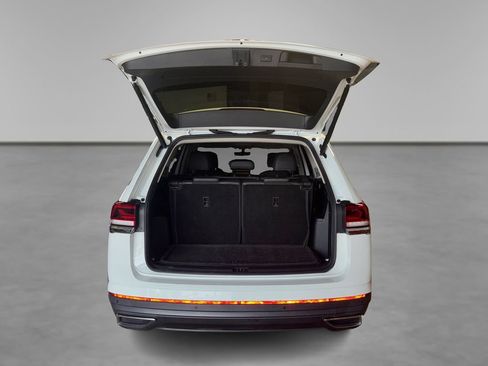 Used 2022 Volkswagen Atlas SE FWD image 13