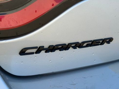 Used 2019 Dodge Charger Scat Pack w/ Dynamics Package image 7