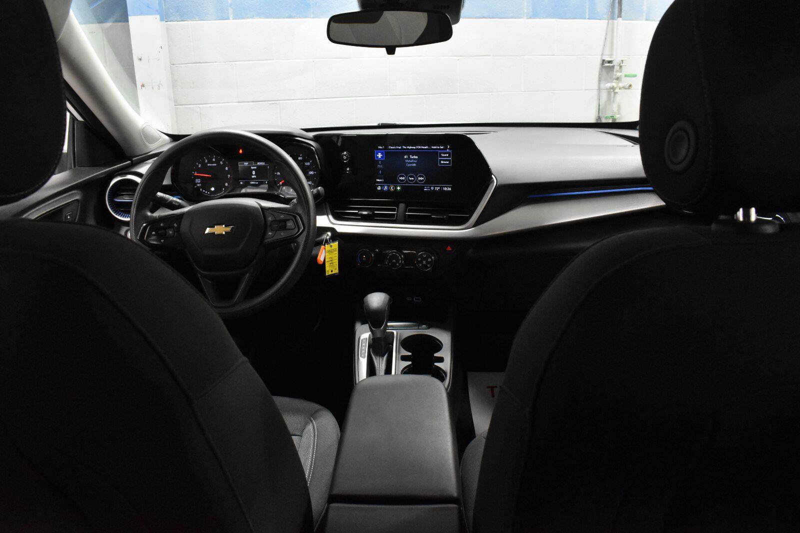 Used 2024 Chevrolet Trax LS FWD image 5