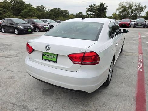 Used 2012 Volkswagen Passat 2.5 SE FWD image 12