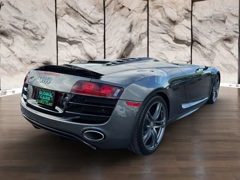 Used 2011 Audi R8 V10 AWD/4WD image 7
