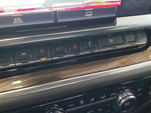 New 2026 GMC Sierra 1500 Elevation image 23