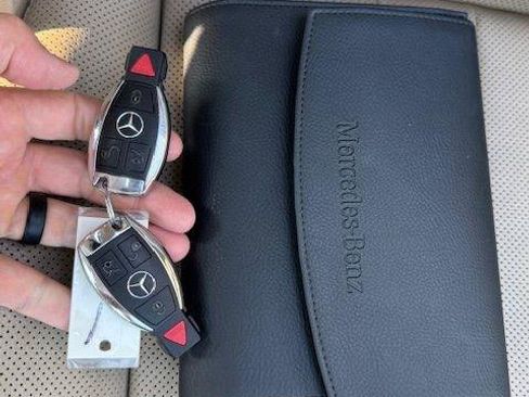 Used 2012 Mercedes-Benz CLS 550 image 12