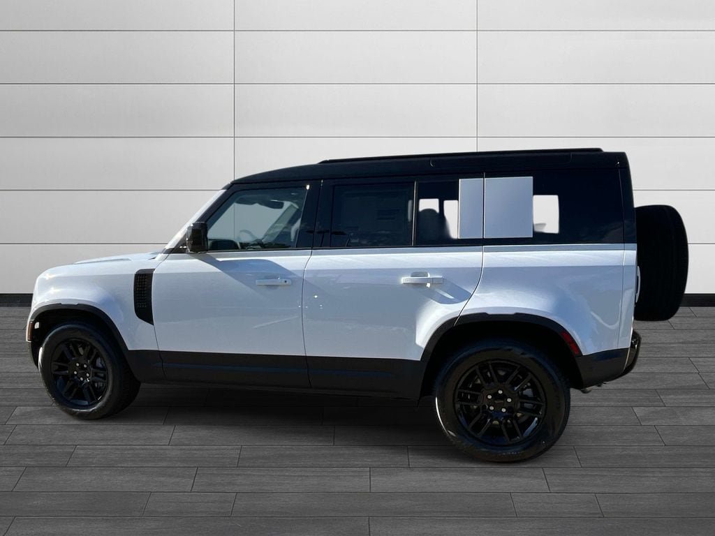 New 2026 Land Rover Defender 110 S AWD/4WD image 2